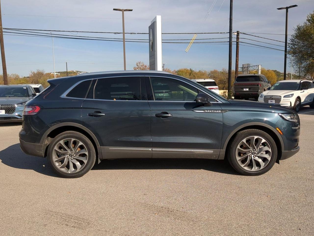 2023 Lincoln Nautilus Reserve