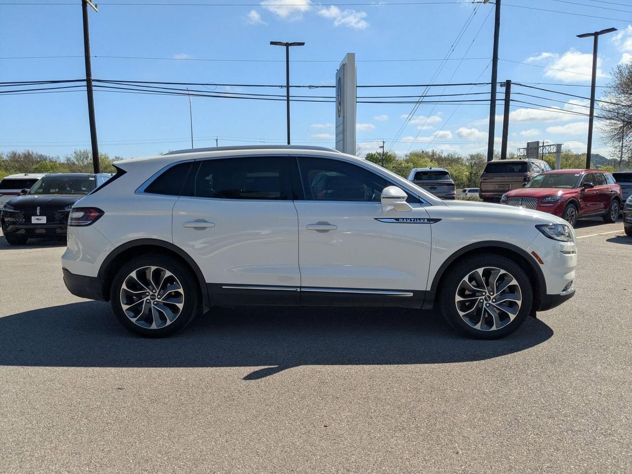 2023 Lincoln Nautilus Reserve