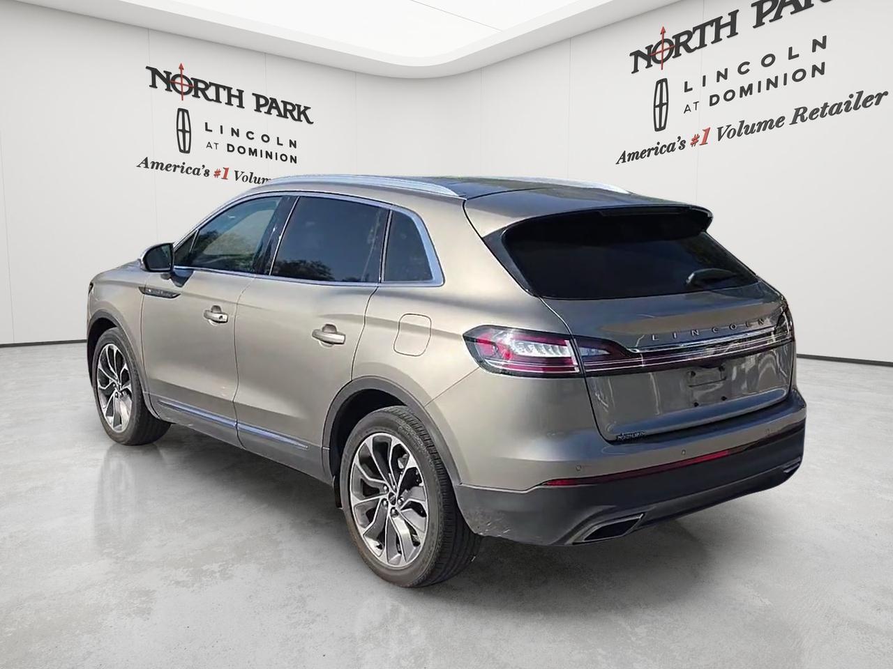 2023 Lincoln Nautilus Reserve