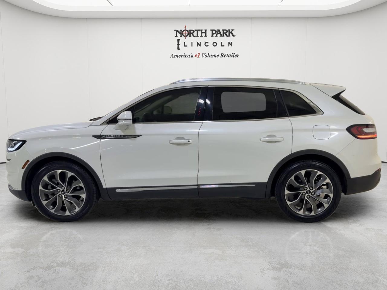 2023 Lincoln Nautilus Reserve