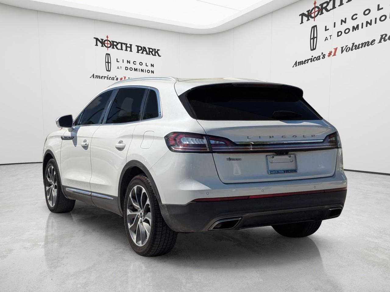 2023 Lincoln Nautilus Reserve