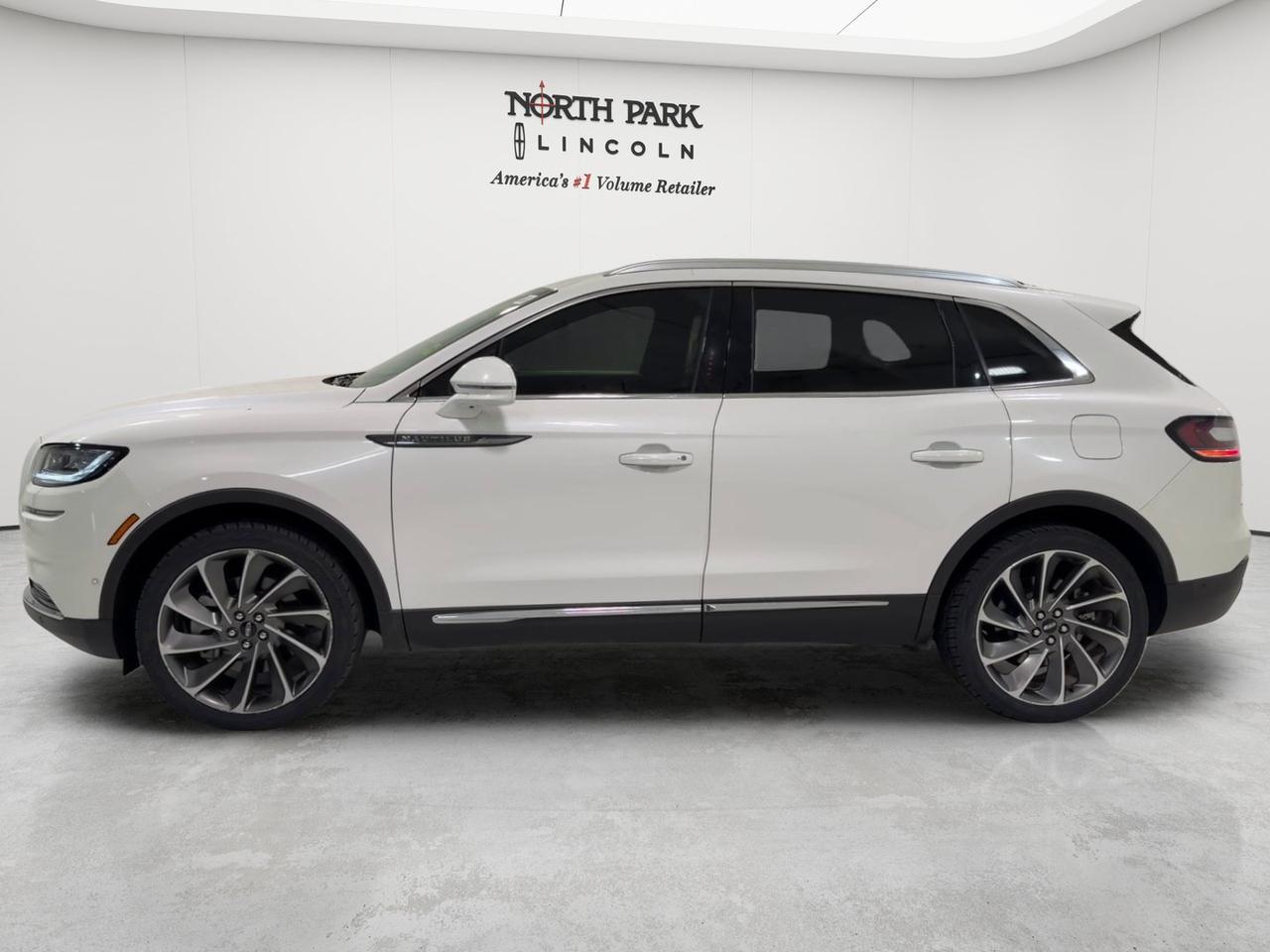 2023 Lincoln Nautilus Reserve