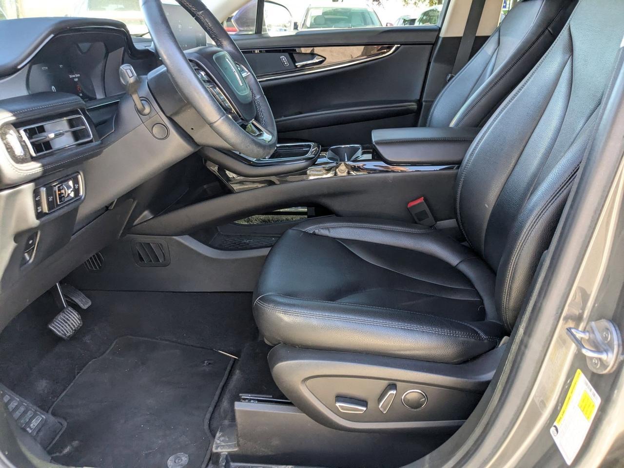 2023 Lincoln Nautilus Standard