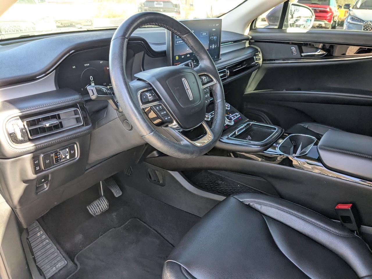 2023 Lincoln Nautilus Standard