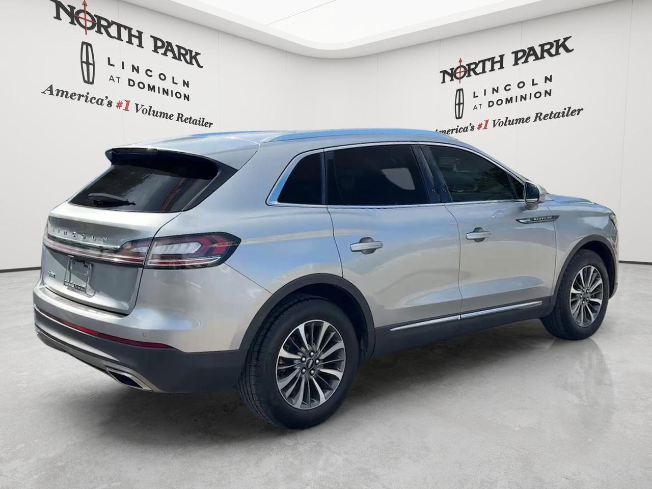 2023 Lincoln Nautilus Standard