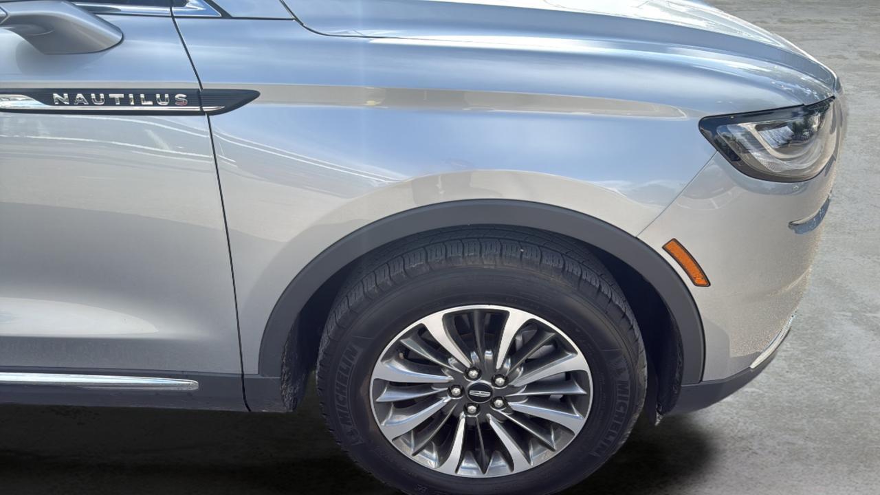 2023 Lincoln Nautilus Standard