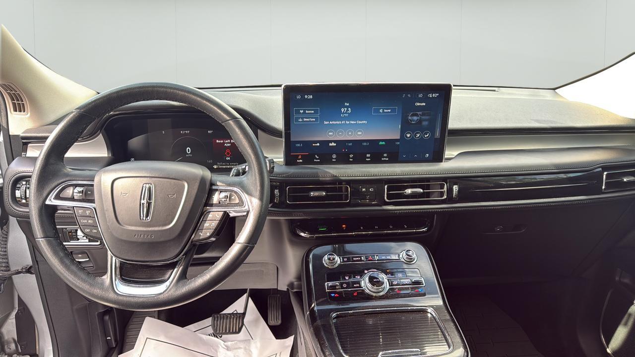 2023 Lincoln Nautilus Standard