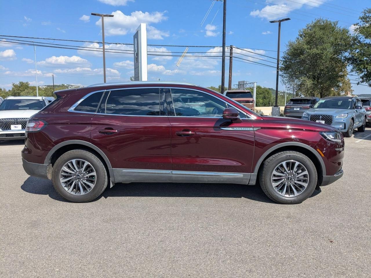 2023 Lincoln Nautilus Standard