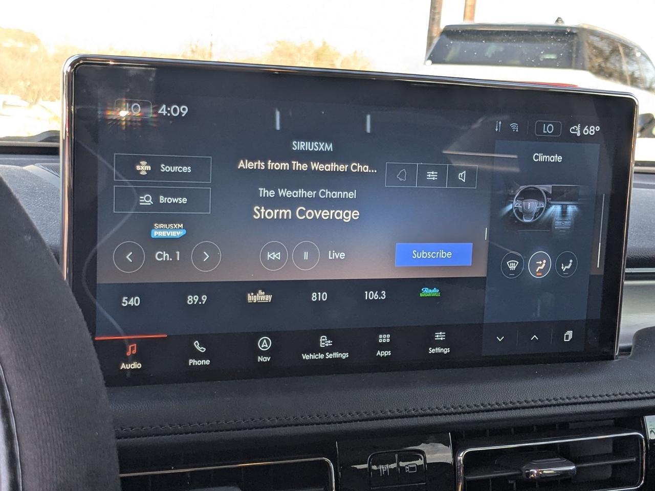 2023 Lincoln Nautilus Standard