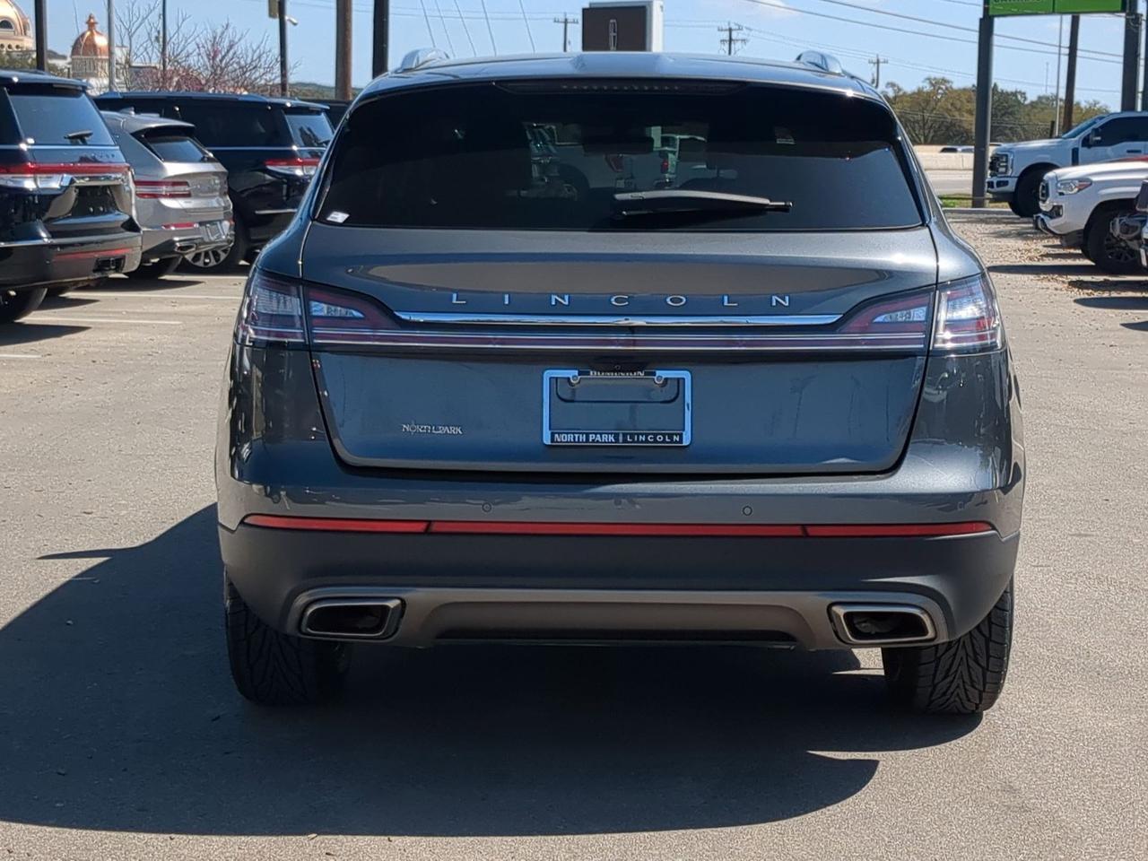 2023 Lincoln Nautilus Standard