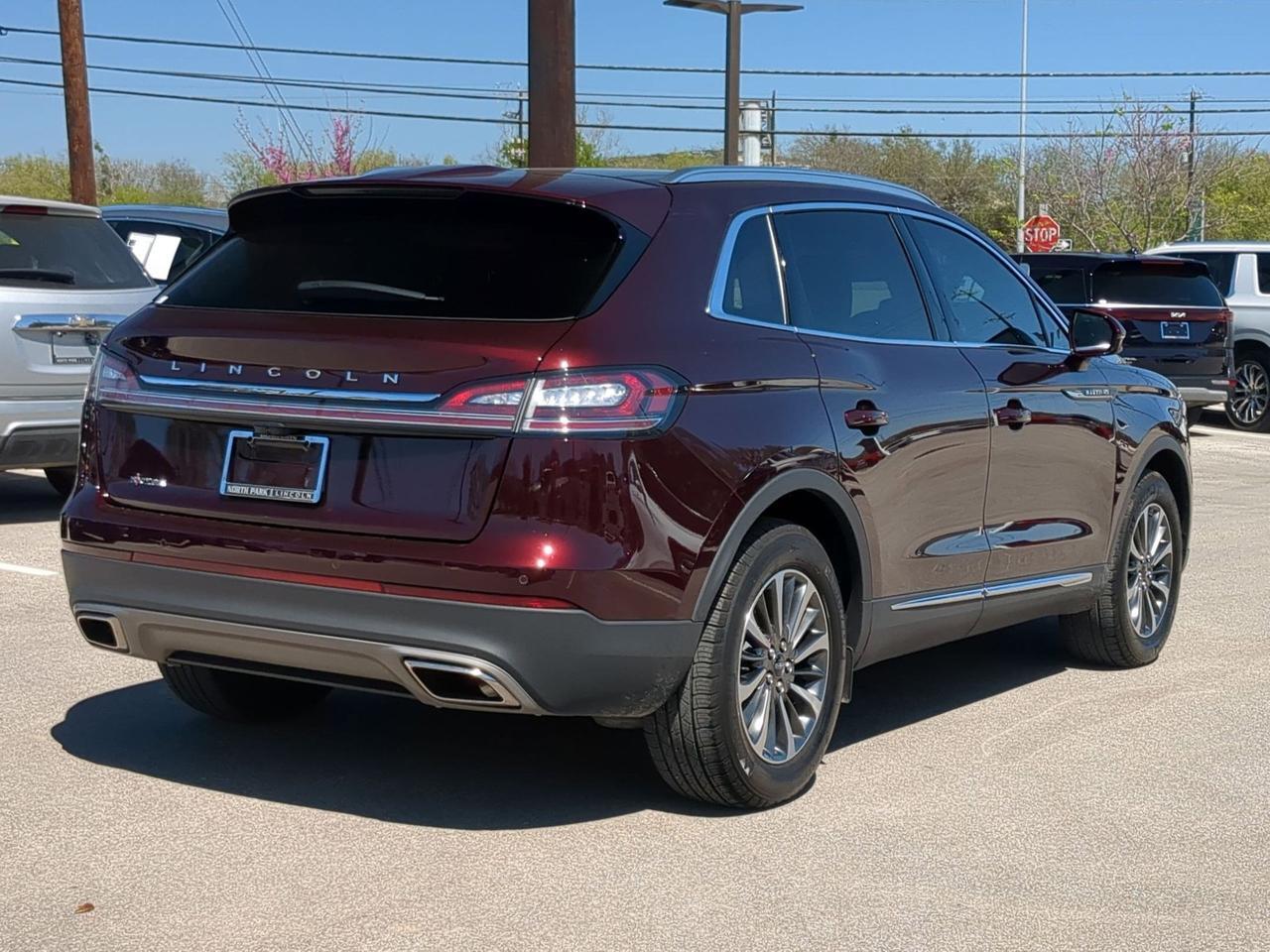 2023 Lincoln Nautilus Standard