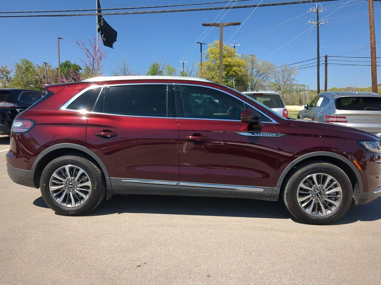 2023 Lincoln Nautilus Standard