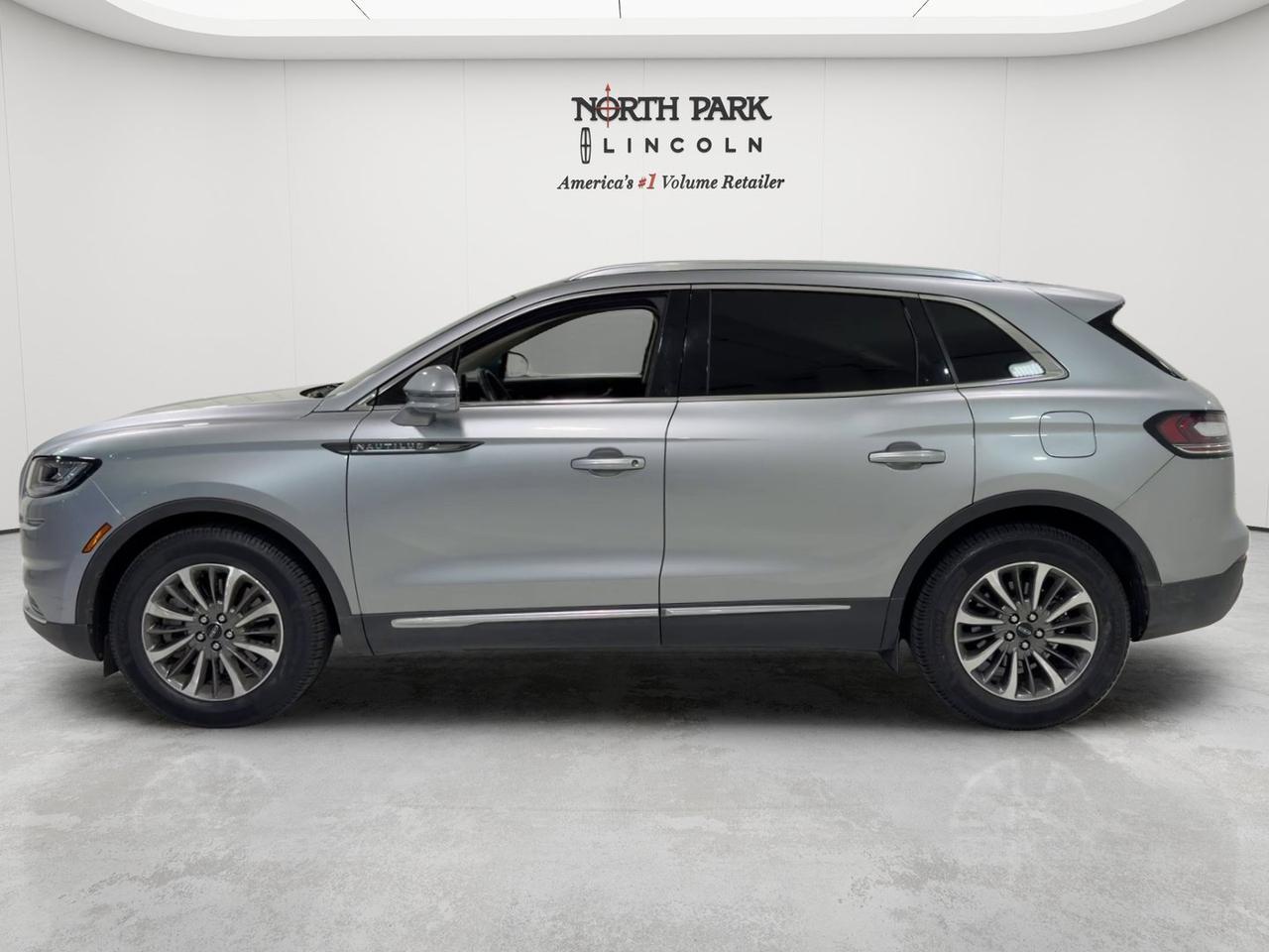 2023 Lincoln Nautilus Standard