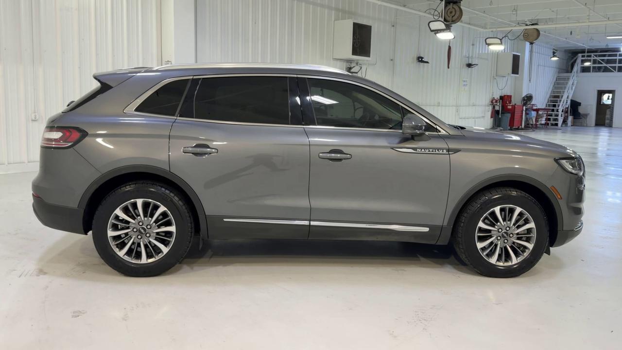2023 Lincoln Nautilus Standard