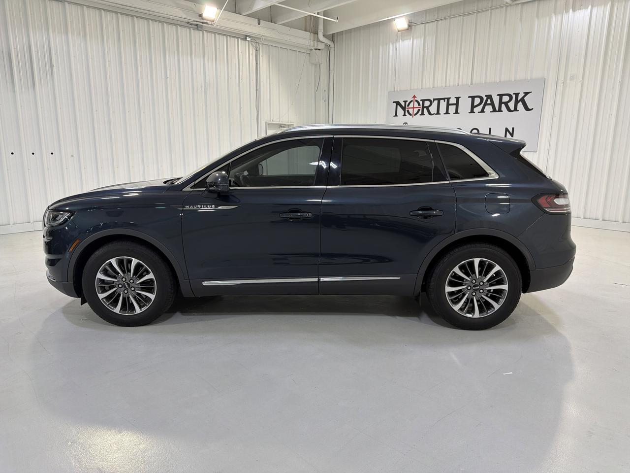 2023 Lincoln Nautilus Standard