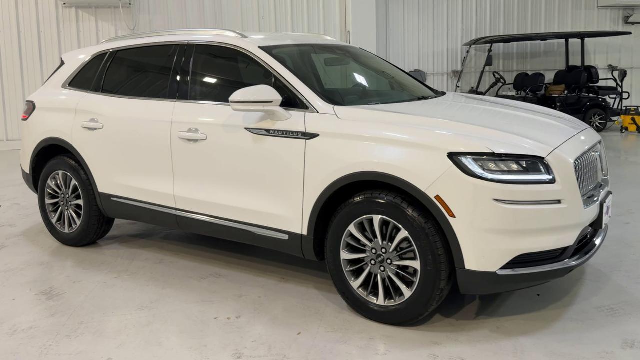 2023 Lincoln Nautilus Standard