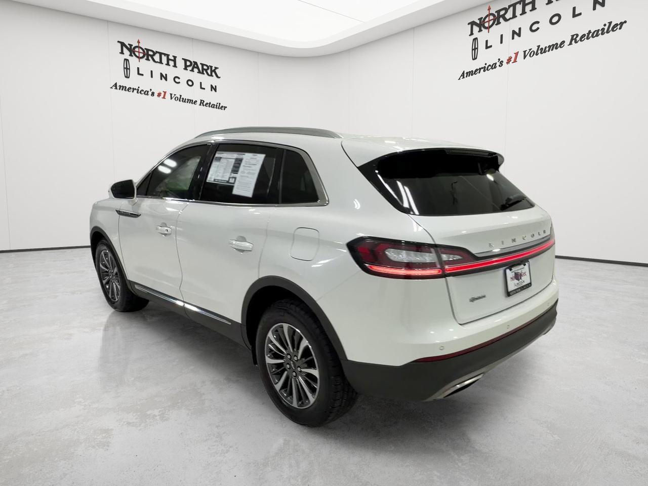2023 Lincoln Nautilus Standard