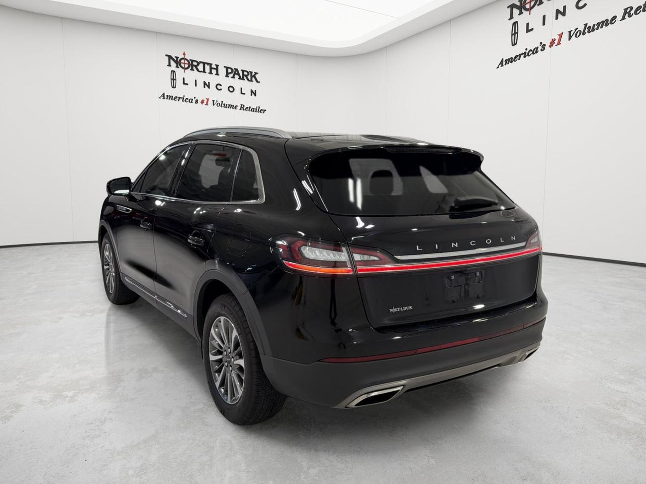 2023 Lincoln Nautilus Standard