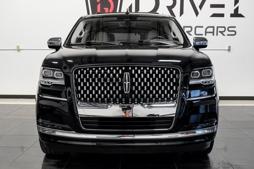 2023 Lincoln Navigator Black Label