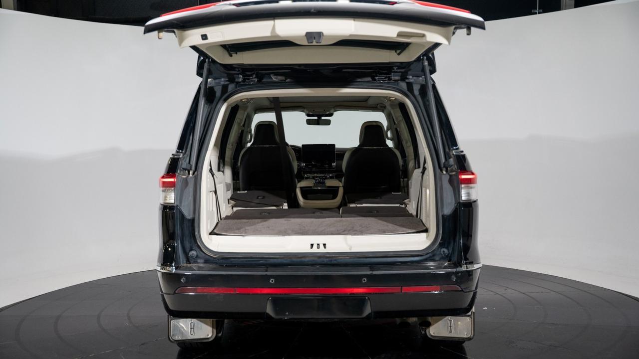 2023 Lincoln Navigator Black Label Franklin TN