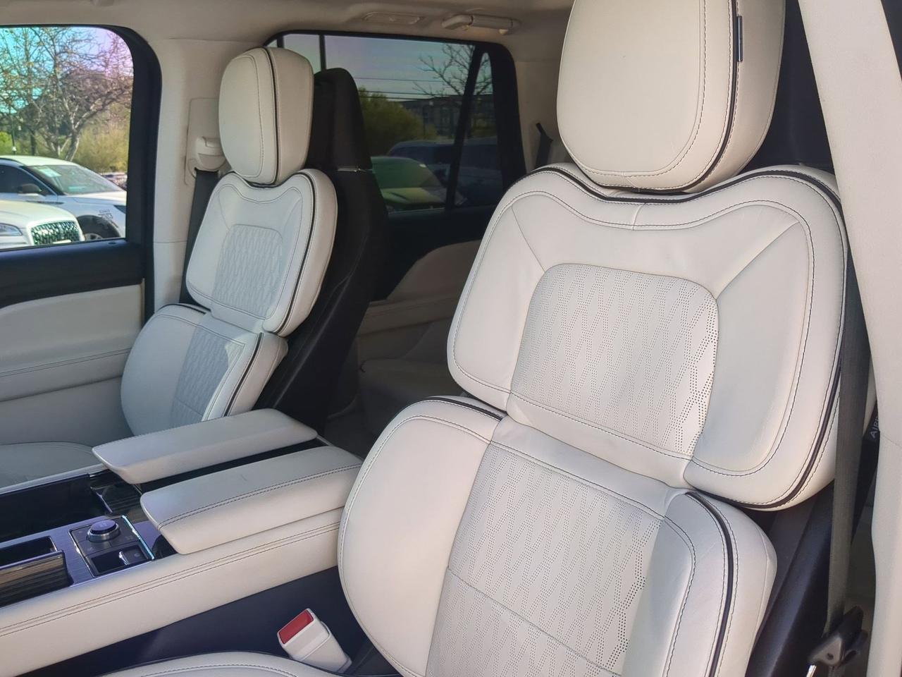 2023 Lincoln Navigator Black Label