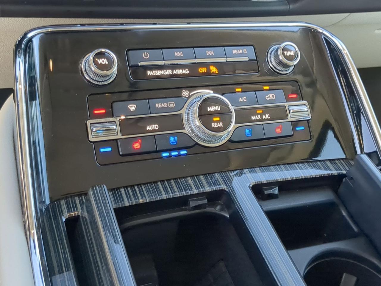 2023 Lincoln Navigator Black Label