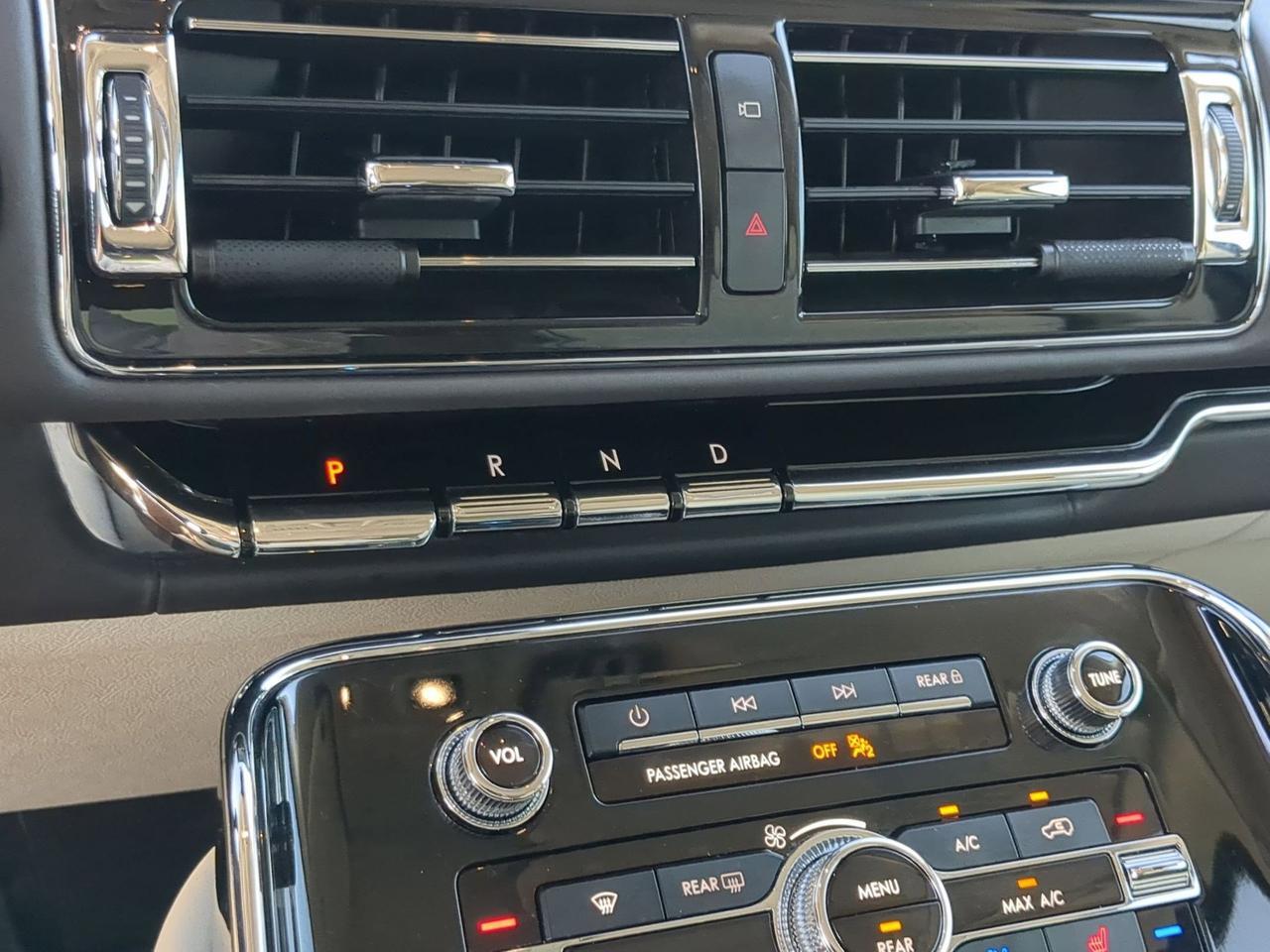 2023 Lincoln Navigator Black Label