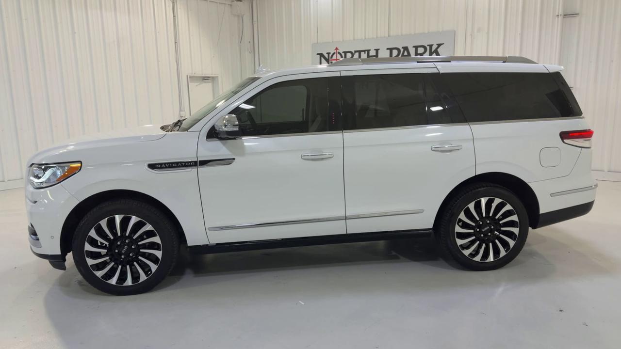 2023 Lincoln Navigator Black Label San Antonio TX