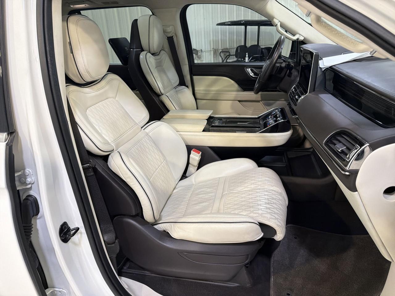2023 Lincoln Navigator Black Label San Antonio TX