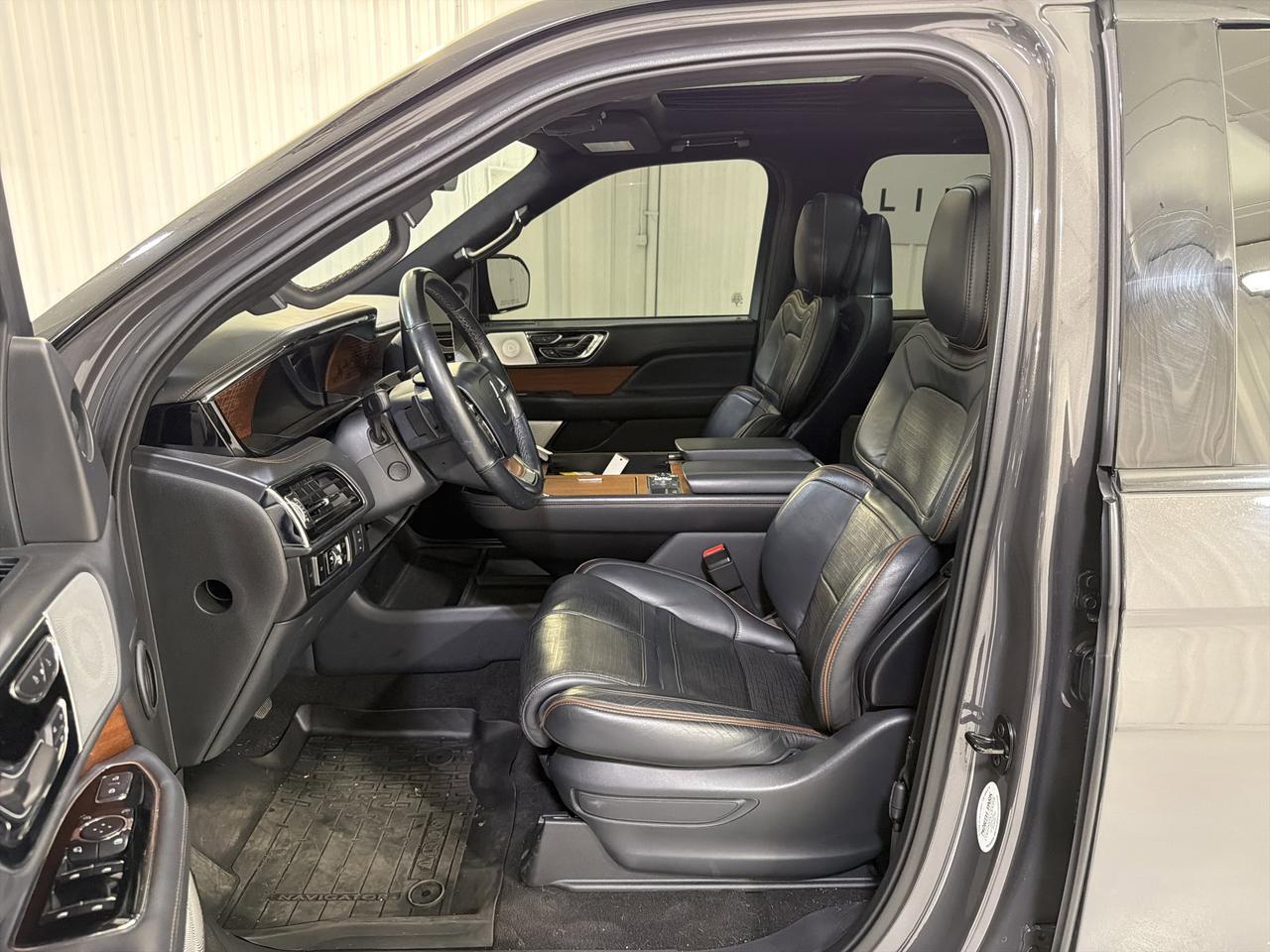 2023 Lincoln Navigator Black Label San Antonio TX