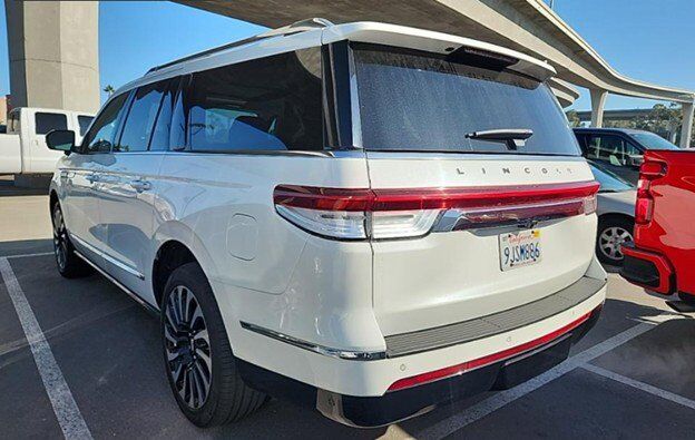2023 Lincoln Navigator L Black Label