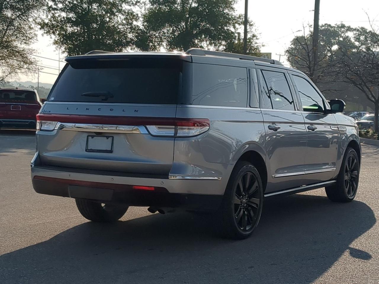 2023 Lincoln Navigator L Black Label