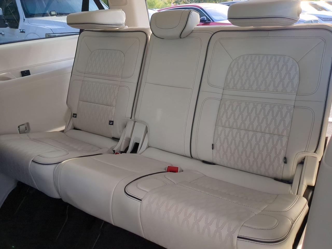 2023 Lincoln Navigator L Black Label