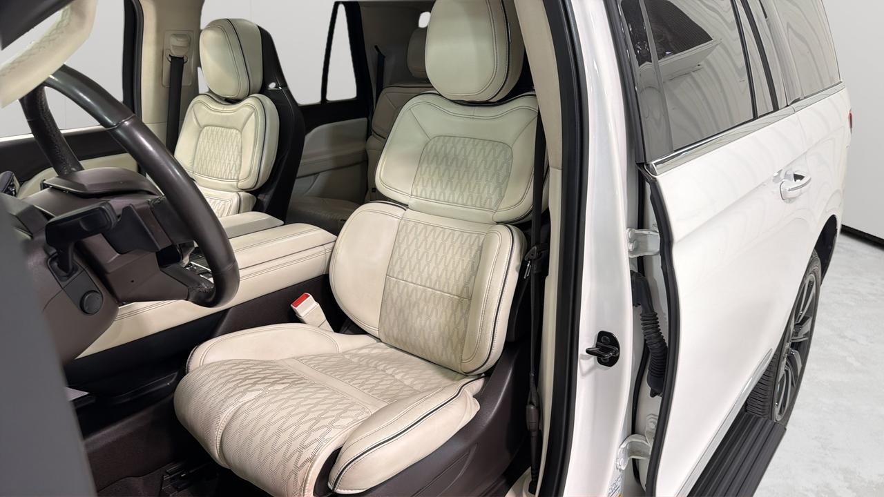 2023 Lincoln Navigator L Black Label San Antonio TX