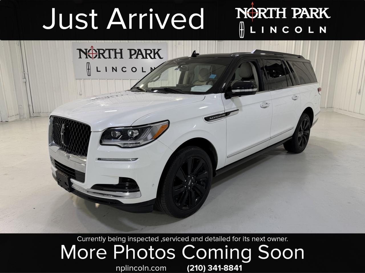 2023 Lincoln Navigator L
