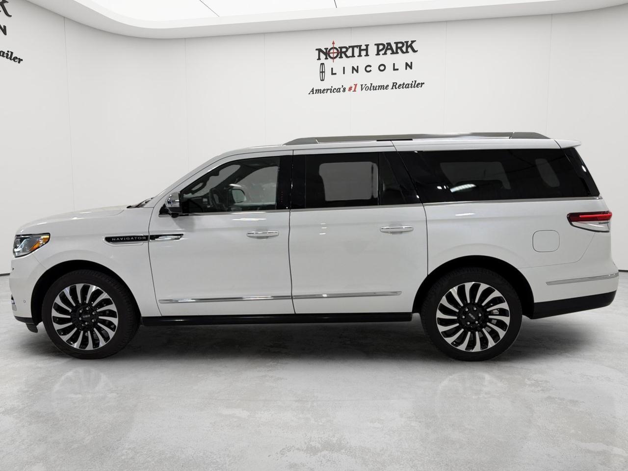 2023 Lincoln Navigator L Black Label San Antonio TX