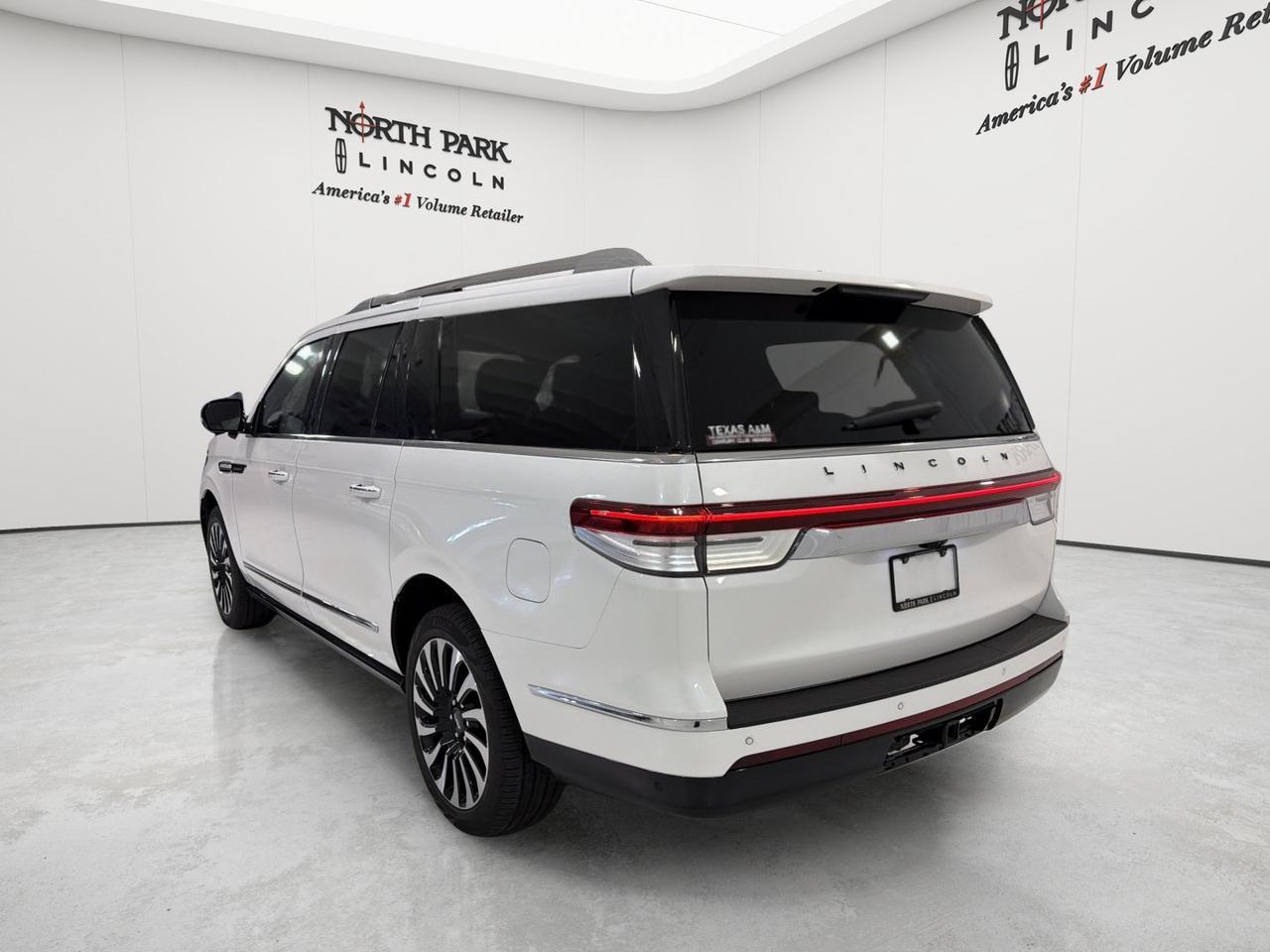 2023 Lincoln Navigator L Black Label San Antonio TX