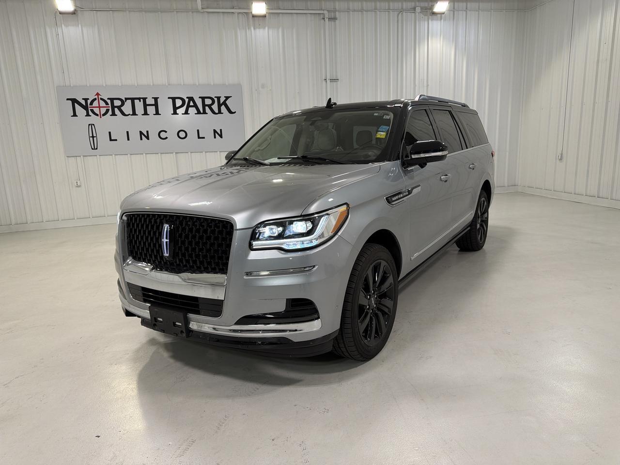 2023 Lincoln Navigator L Black Label