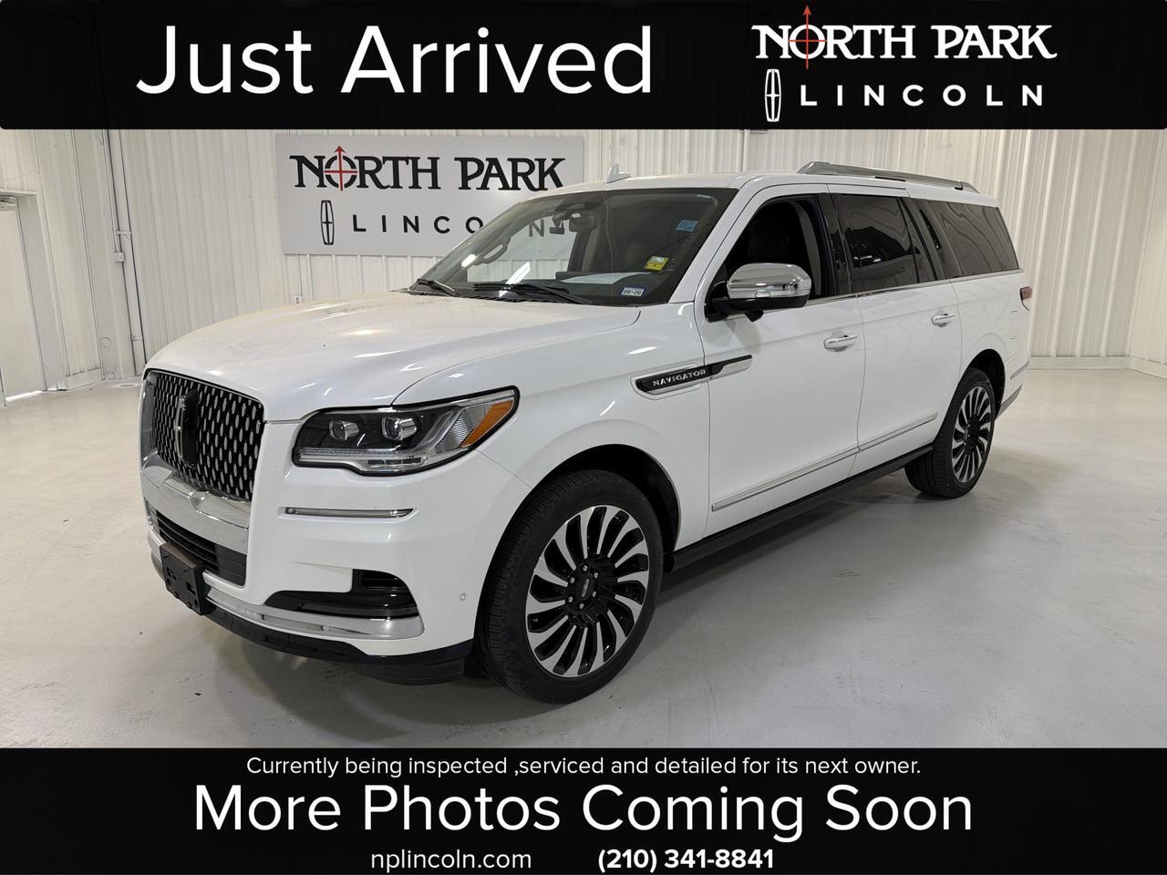 2023 Lincoln Navigator L Black Label