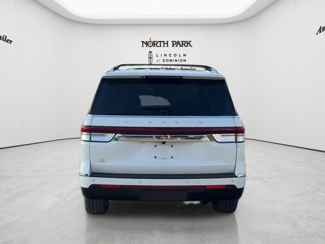 2023 Lincoln Navigator L Reserve