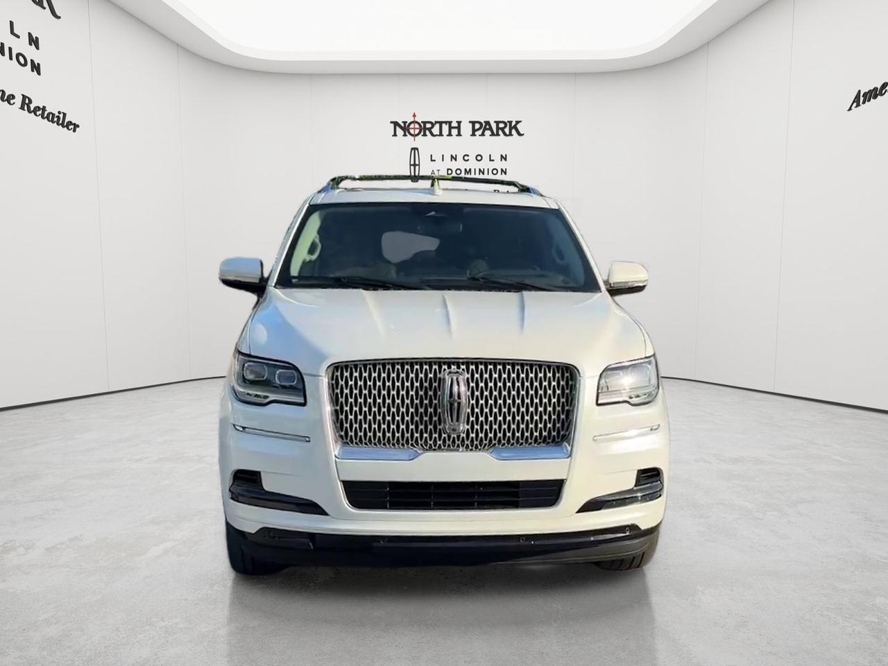 2023 Lincoln Navigator L Reserve