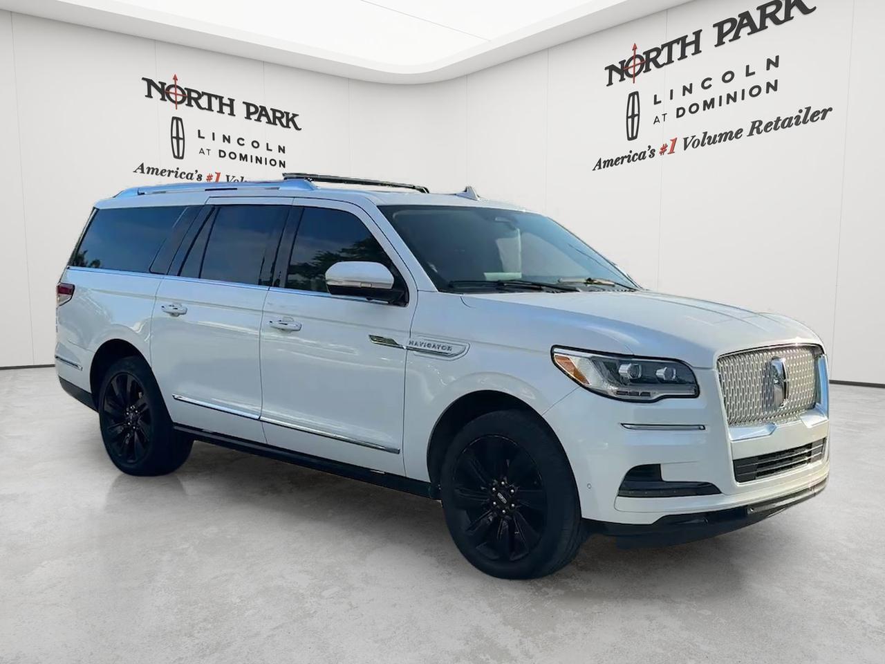 2023 Lincoln Navigator L Reserve