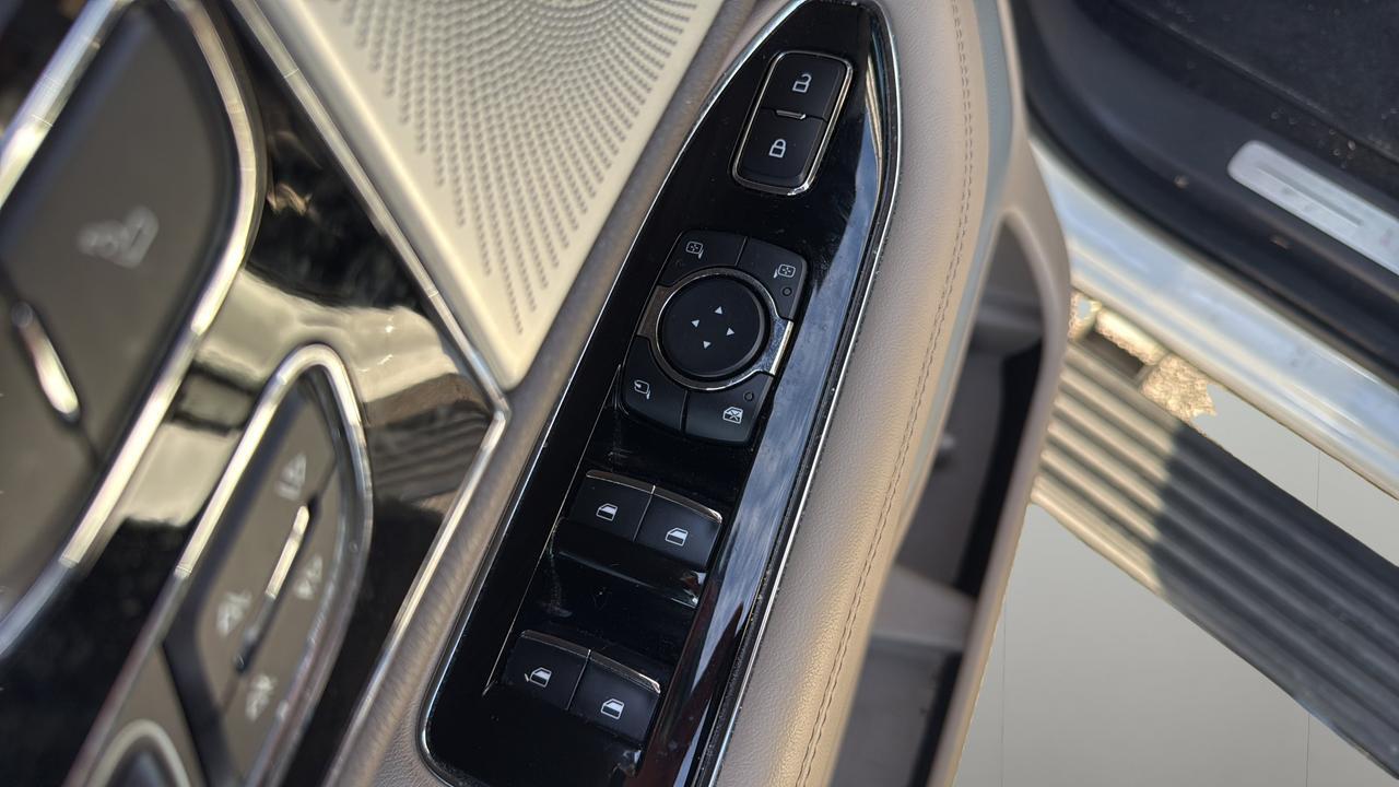2023 Lincoln Navigator L Reserve