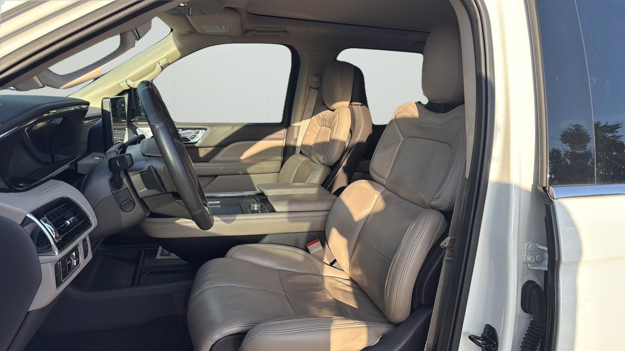 2023 Lincoln Navigator L Reserve