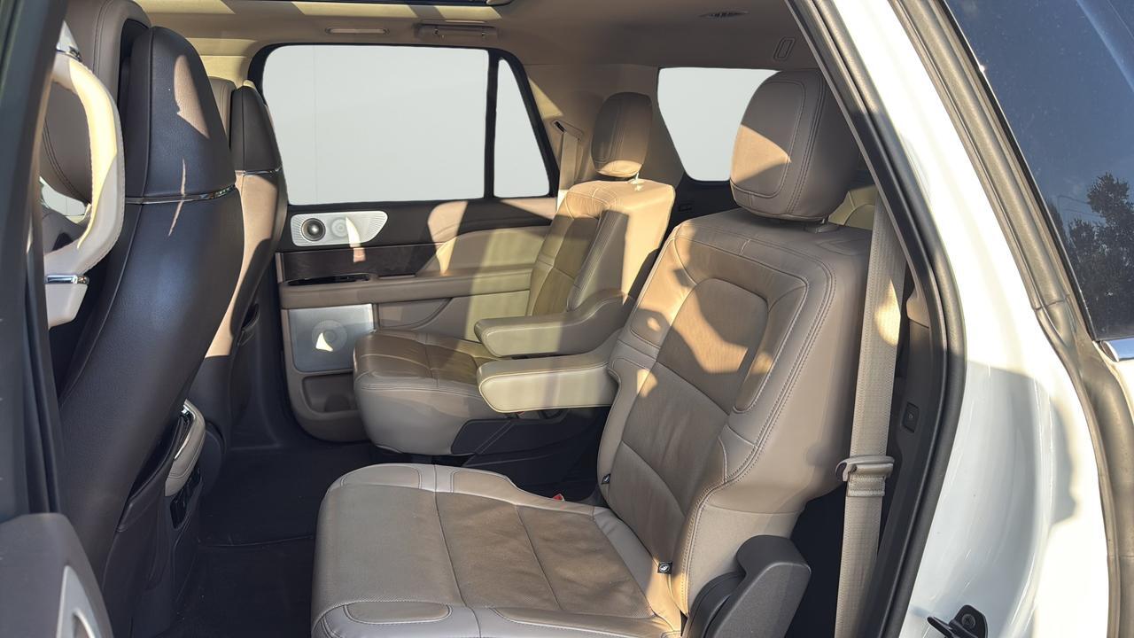 2023 Lincoln Navigator L Reserve