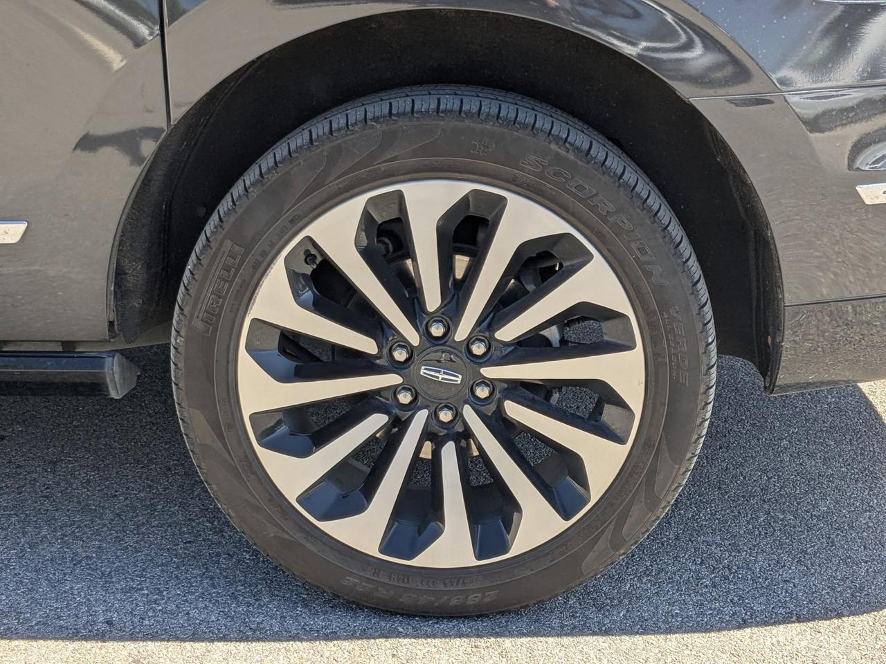 2023 Lincoln Navigator L Reserve
