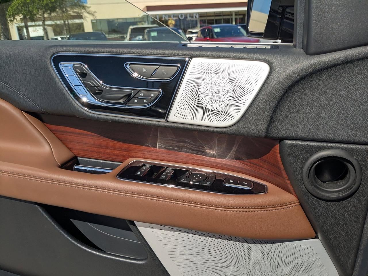 2023 Lincoln Navigator L Reserve