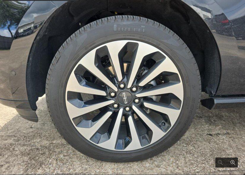2023 Lincoln Navigator L Reserve