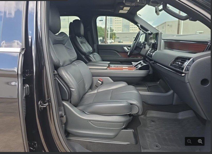 2023 Lincoln Navigator L Reserve