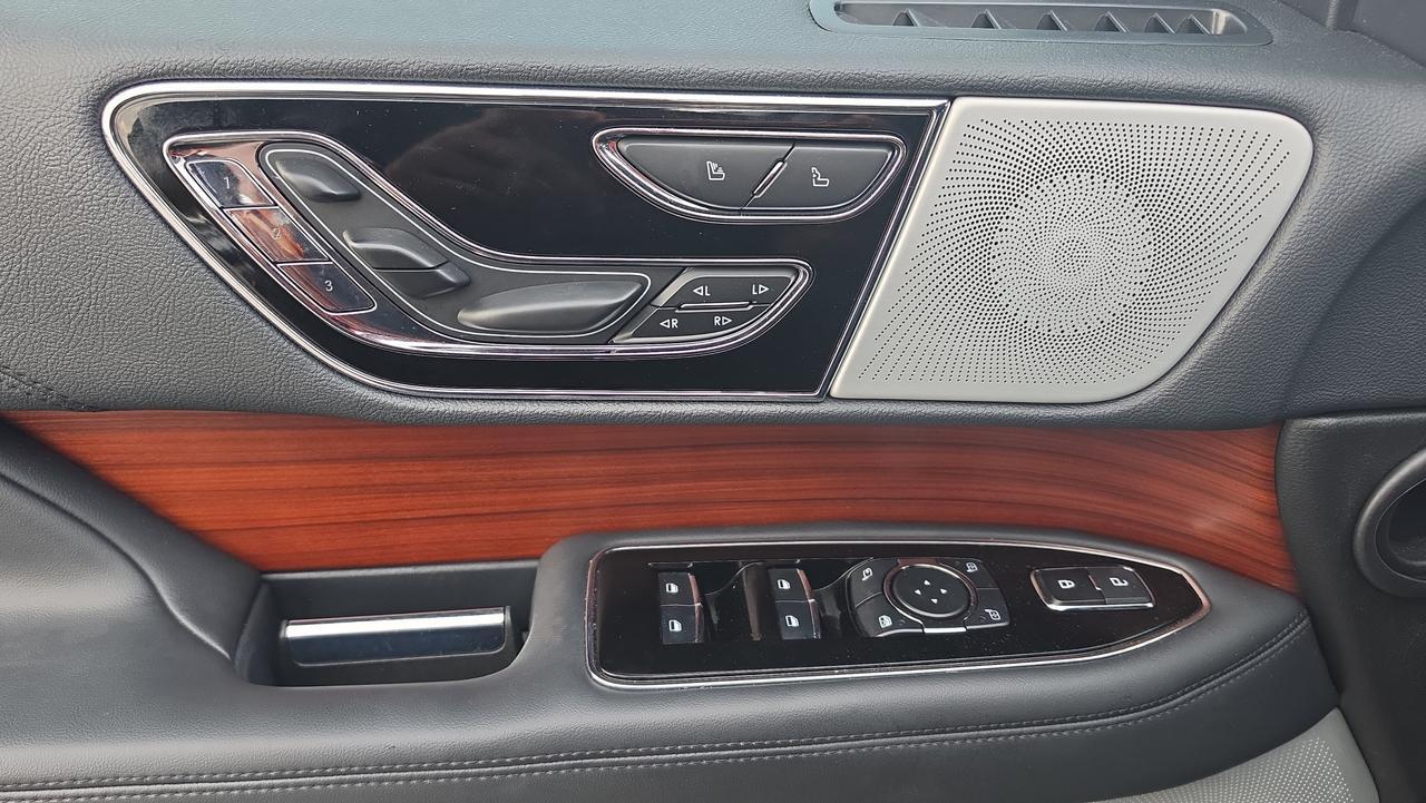 2023 Lincoln Navigator L Reserve